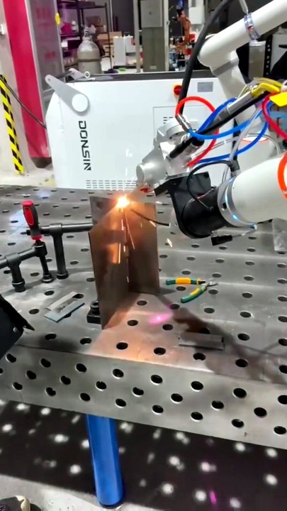Automatic Six-Axis Collaborative Robot Arm – Intelligent Automated Welding Robot