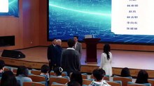 杜培源＆黄昱子 - 退伍归学，林同学她不惯着 (下)
