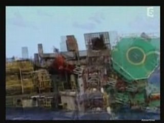 4/4 PLATEFORMES PETROLIERES TITANS DES MERS