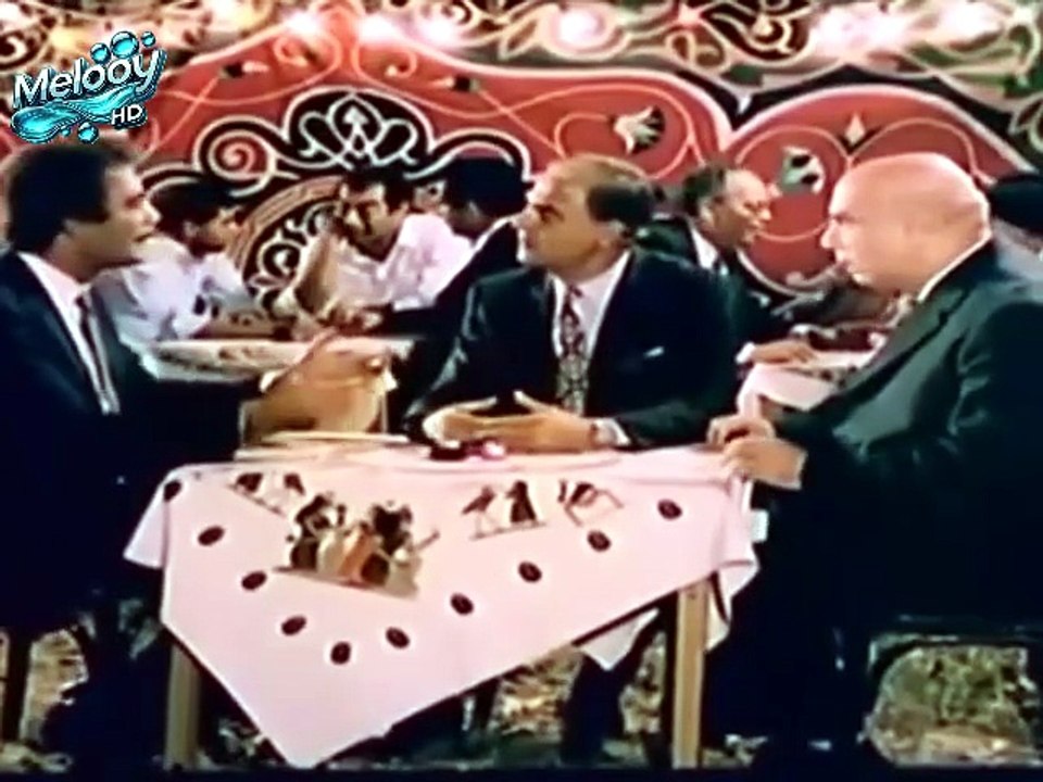 فيلم عالم وعالمة بطولة نادية الجندي ومحمود ياسي...