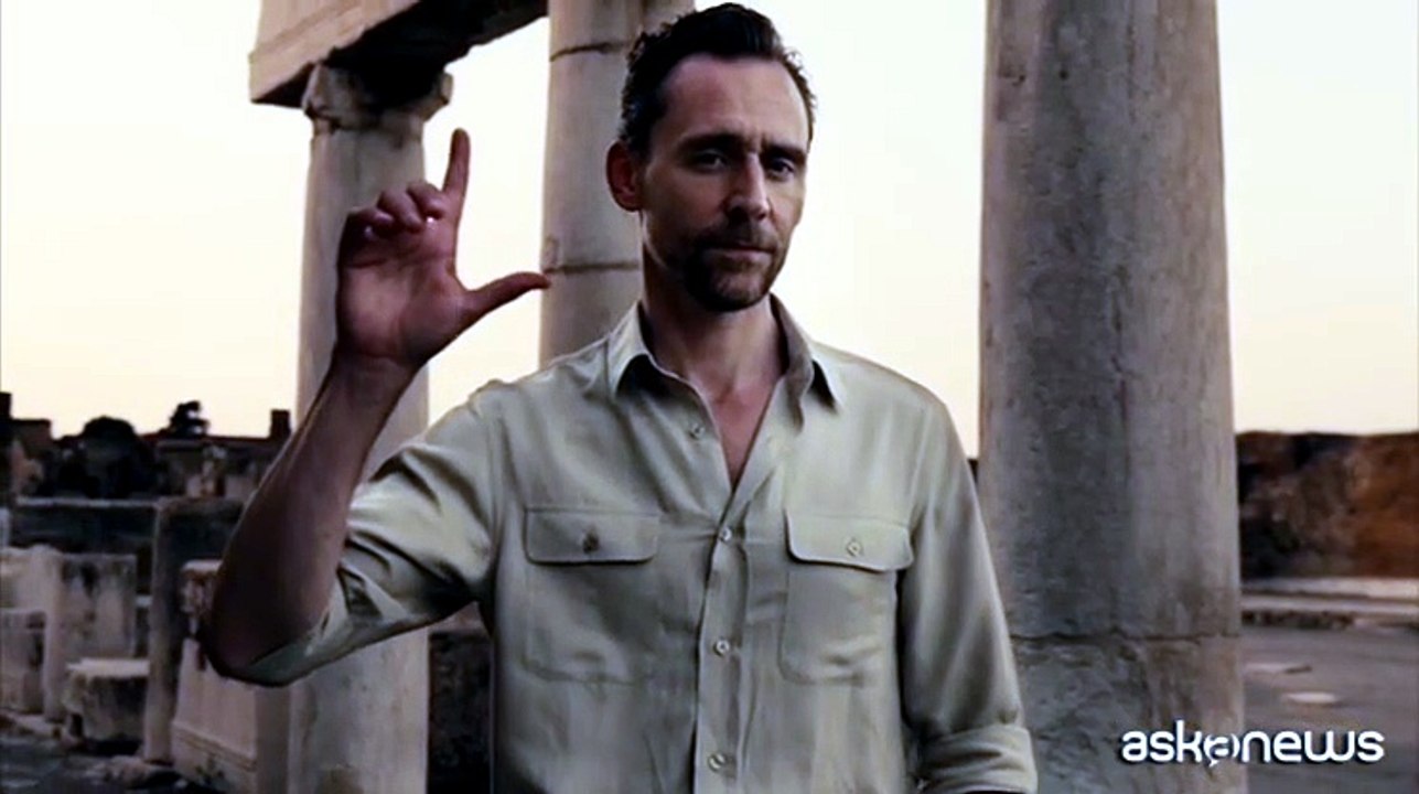 Tom Hiddleston: il docudrama "Pompei: fuori dal tempo" conquista gli Usa