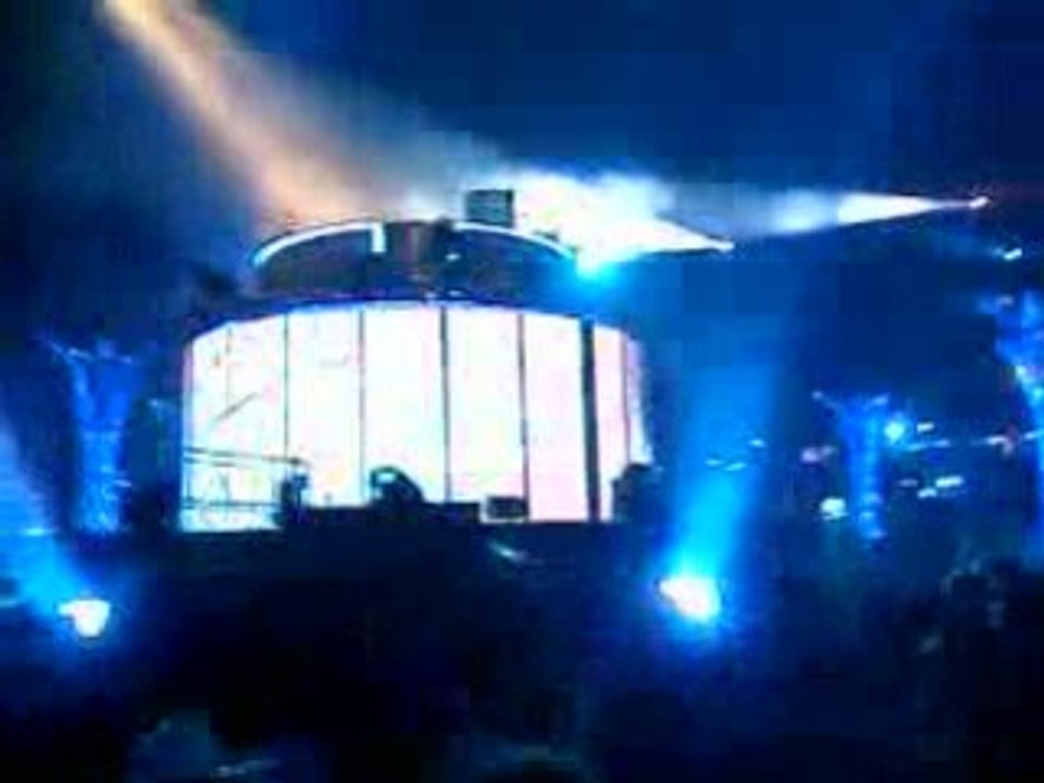 Unighted by cathy guetta   tiesto