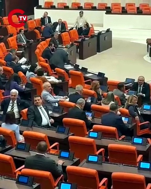 YENİ Parti sonrası Meclis'te oturma düzeni değişti