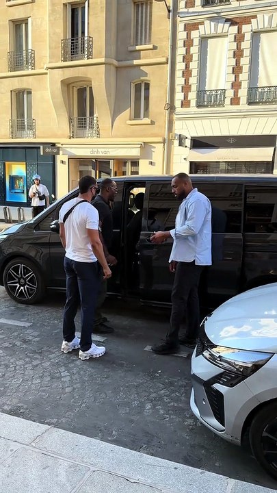 #mbappe #esterexposito #paris