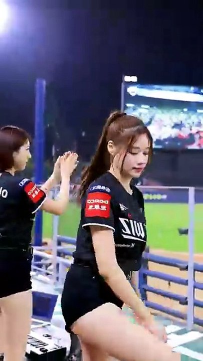 Unstoppable High Energy Lee Sisters Fancam | Cheerleader EP 178