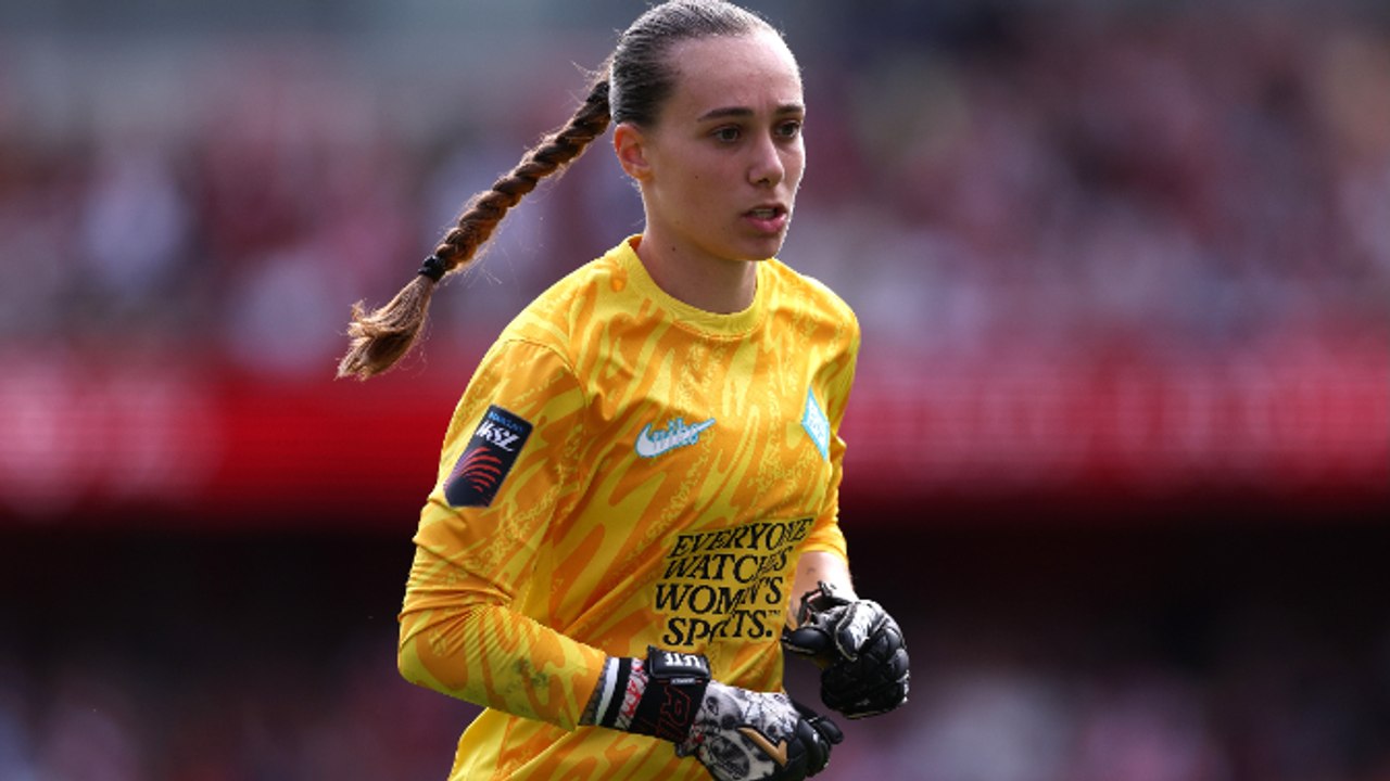 Elene Lete elogia la competitividad de la liga inglesa femenina: "Parece que estoy jugando la Champions"