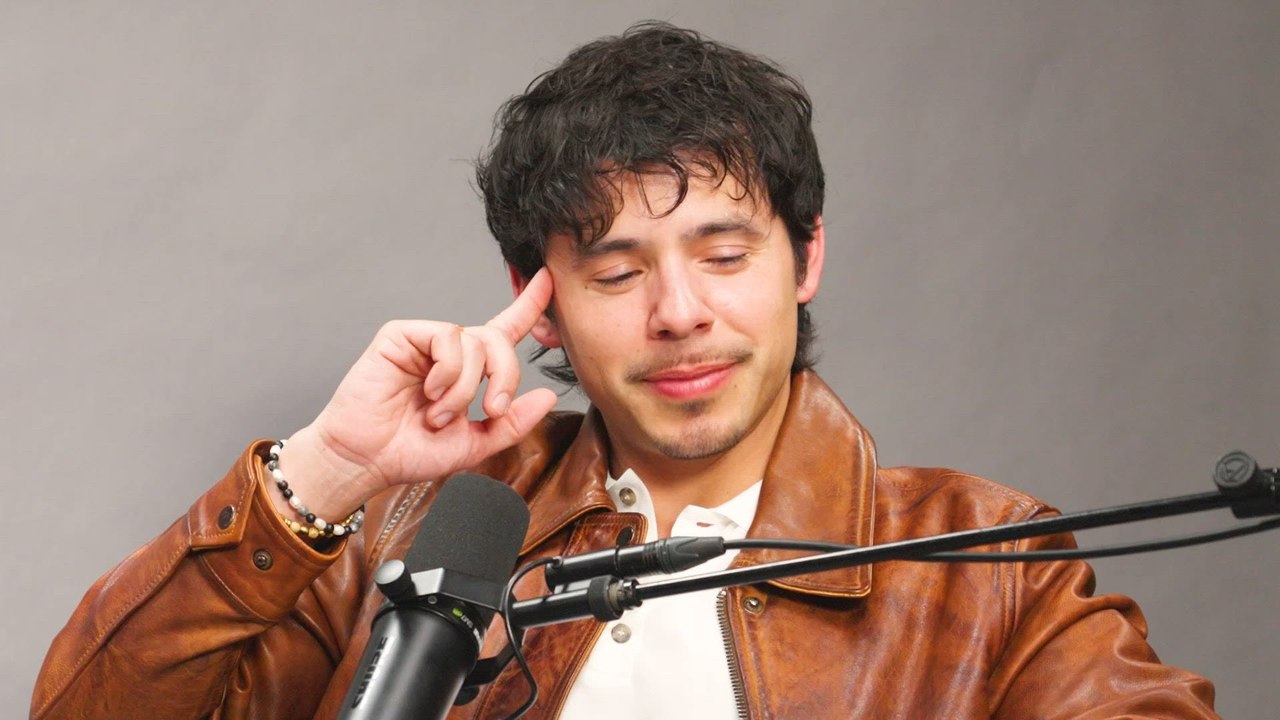 David Archuleta Sings About His Mom's Burnt Cookies & Gets Real About Peanut Butter