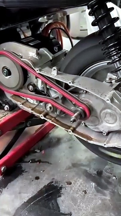 Otomotif modif motor metic meggunakan rante