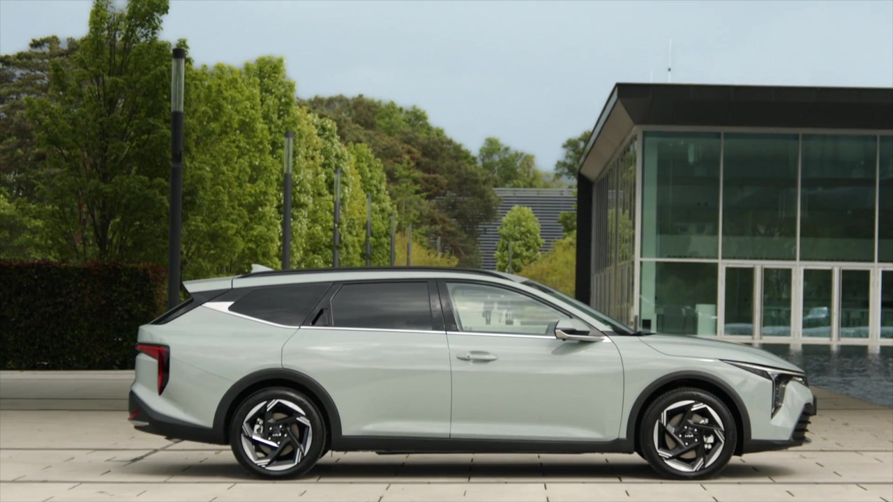 KIA K4 Wagon Design Preview