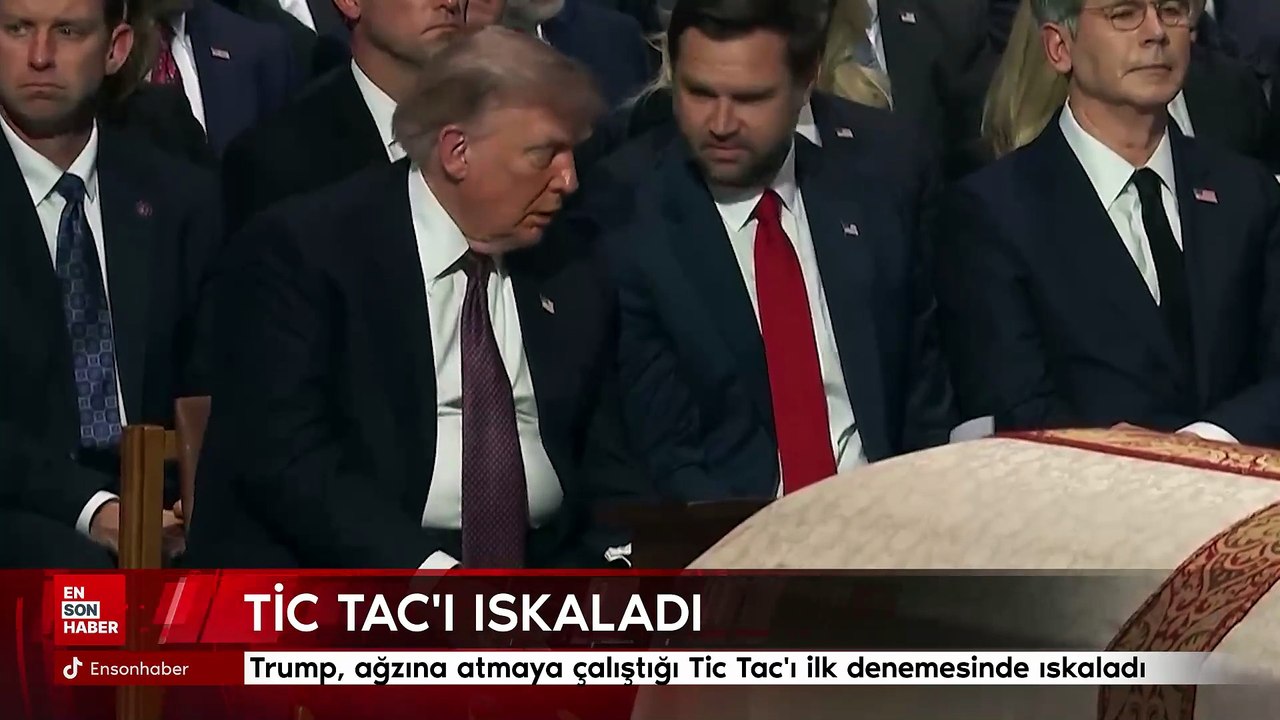 Trump, ağzına atmaya çalıştığı Tic Tac'ı ilk denemesinde ıskaladı
