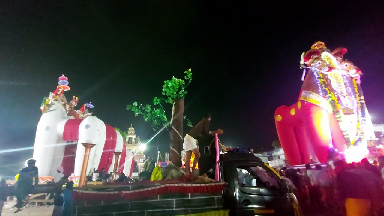 Experience the Vibrant Oachira Temple Festival | Kerala Traditions