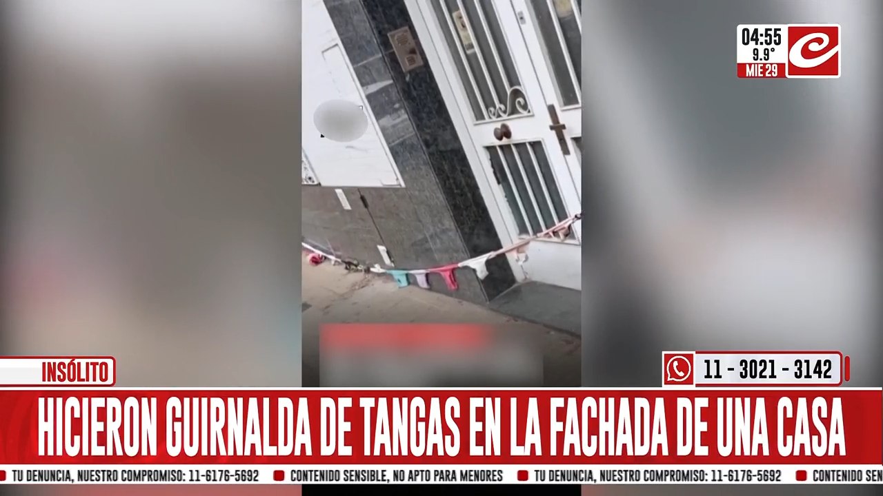 Guirnalda de tangas en la fachada de una casa sorprende a todos