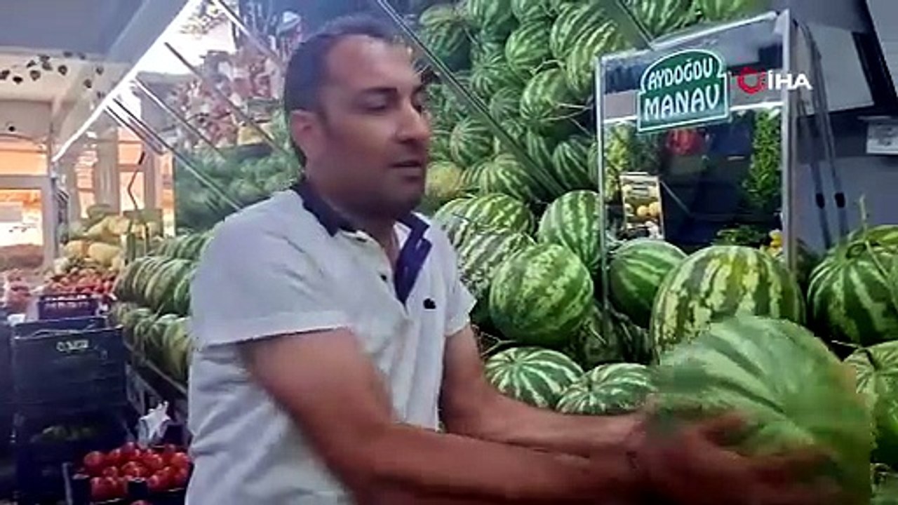 Sosyal medyada viral oldu! Kütahyalı manav şoke etti