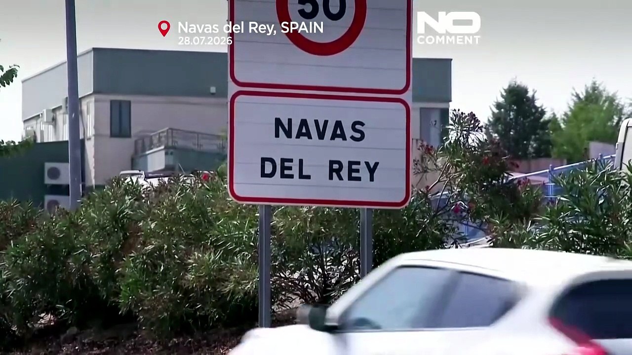 Navas del Rey, i residenti tornano a casa dopo l'evacuazione per gli incendi in Spagna