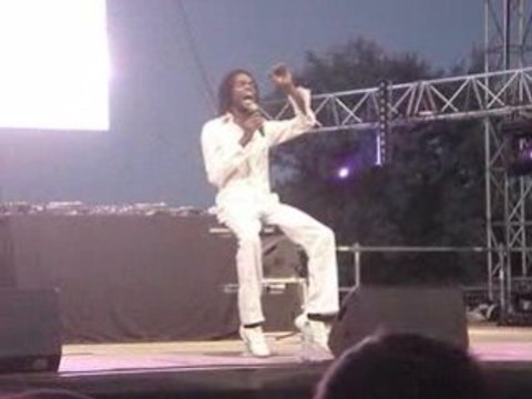 Concert MTI-09/07/08-Michel Colyn Assis sur le toit du mond