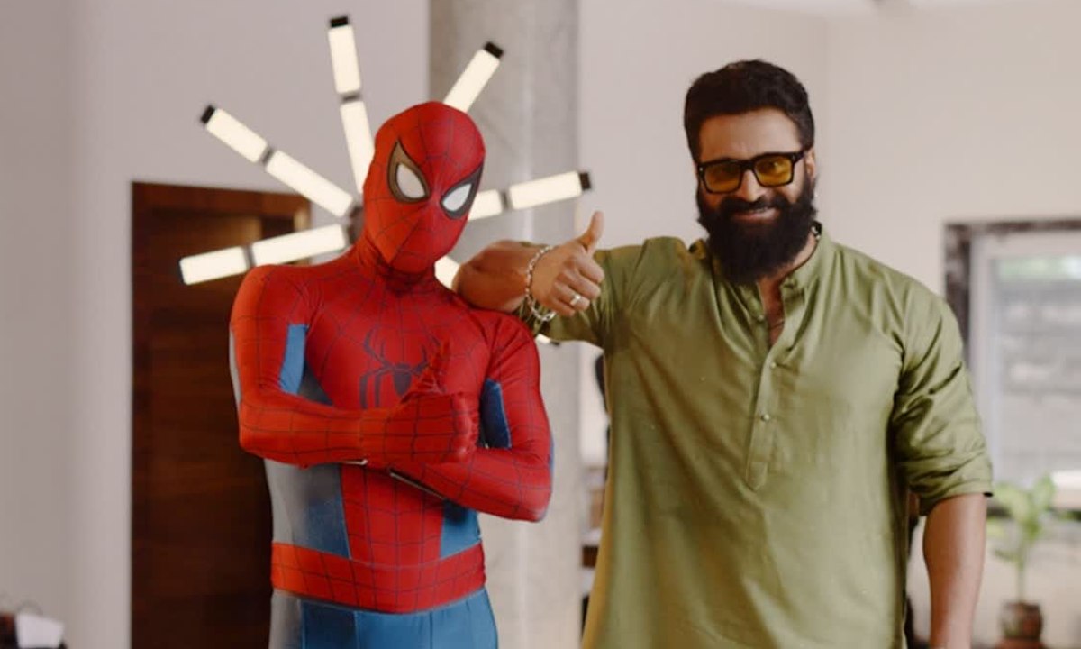 ರಾಕಿಂಗ್ ಸ್ಟಾರ್ ​ ಹಾದಿ ಹಿಡಿದು ಹೊರಟ ಡಿವೈನ್ ಸ್ಟಾರ್; ಸ್ಪೈಡರ್ ಮ್ಯಾನ್ ಜೊತೆ ರಿಷಬ್.. ಹಾಲಿವುಡ್‌‌ನಲ್ಲಿ ಶೆಟ್ರ ಹವಾ