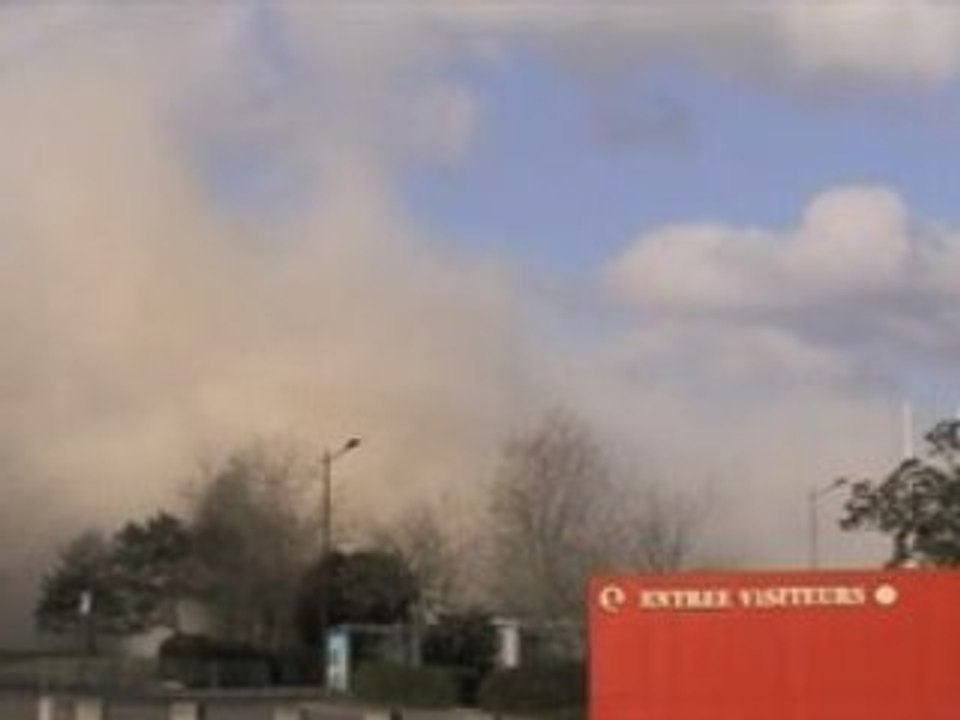 Implosion du Tripode de Nantes