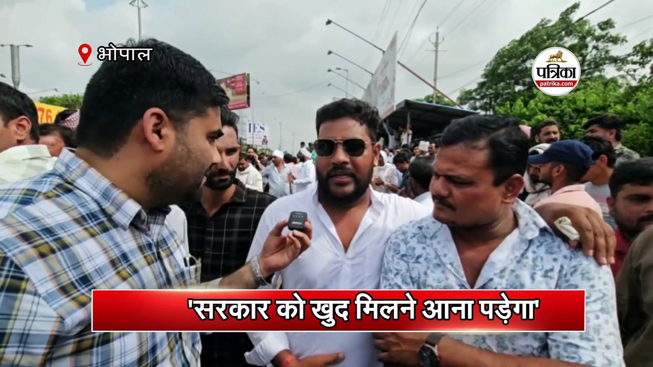 अपनी मांगों को लेकर अड़े किसान