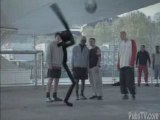 Football nike commercial - soccer - stickman vs ronaldinho