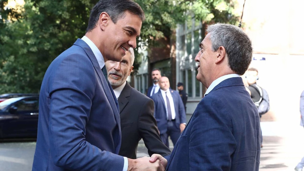 El juez imputa al ex director de la Guardia Civil Leonardo Marcos por la guerra sucia del PSOE para proteger a Sánchez