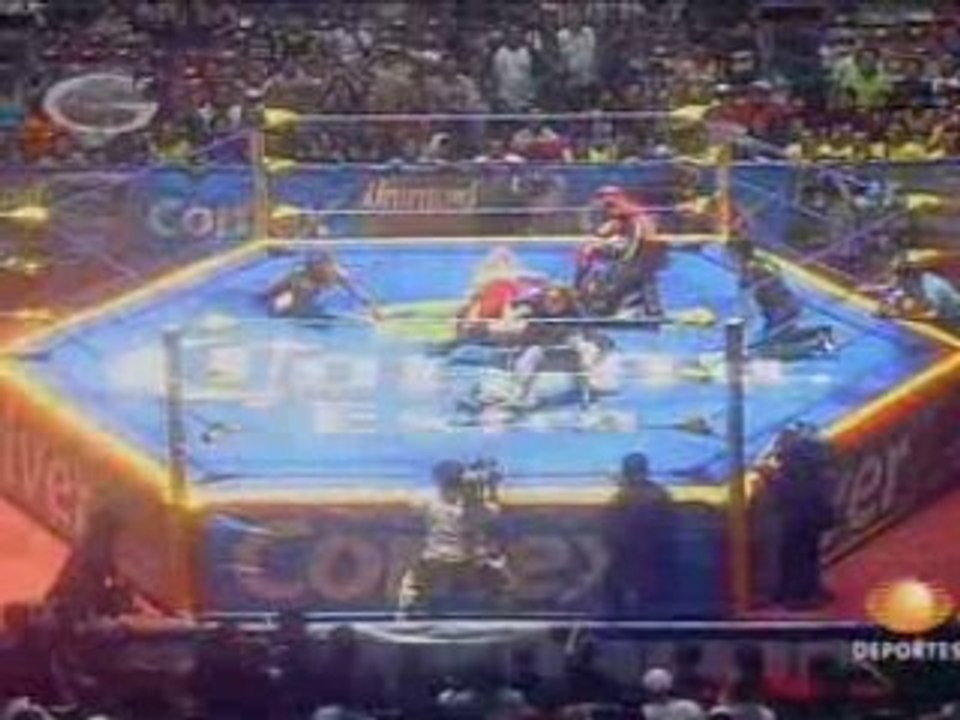 Ayako, Mari , Yuriko vs Estrellita, Fabi, Gato