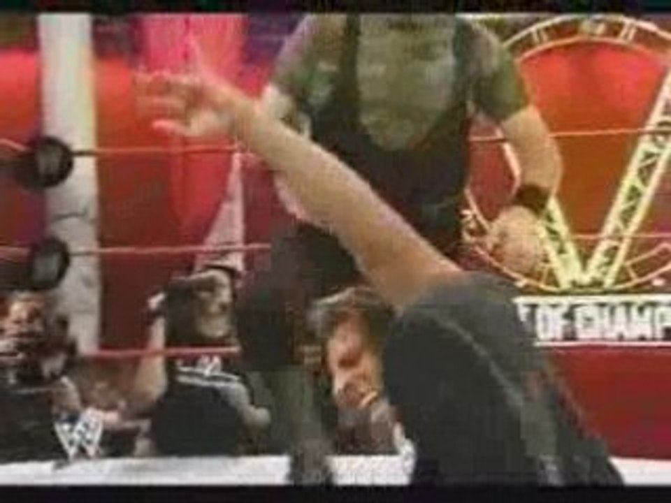 06.24.07 - (Vengeance) Deuce Domino vs Slaughter Snuka