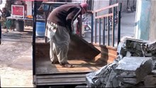Unexpected Way of Recycling Old Aluminum Radiator Scrap into Aluminum Kitchen Utensils in Factory