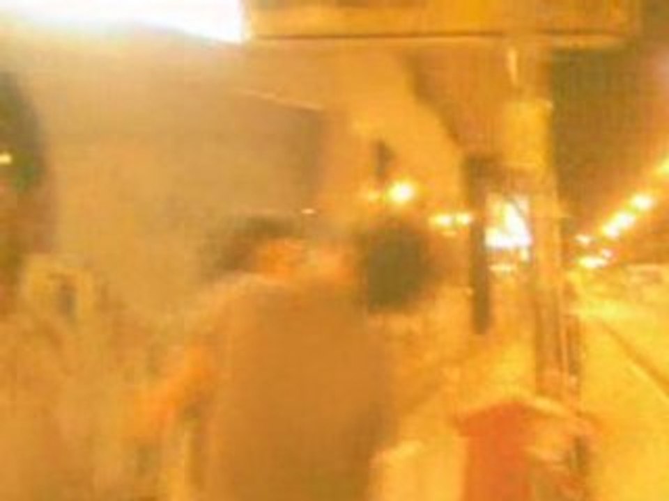 Voila ce que fait Iris quand elle est bourrée =).