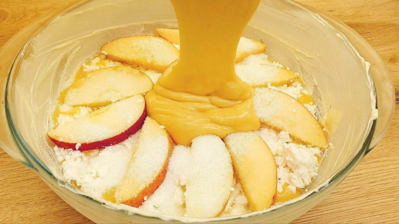 Apfelkuchen mit Hüttenkäse: Das saftigste Rezept für den zartesten Kuchen