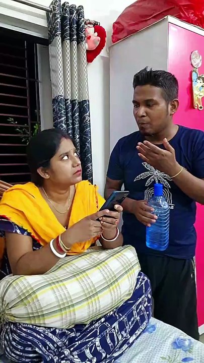 Patni ko ankhe dikhana 🤣😂