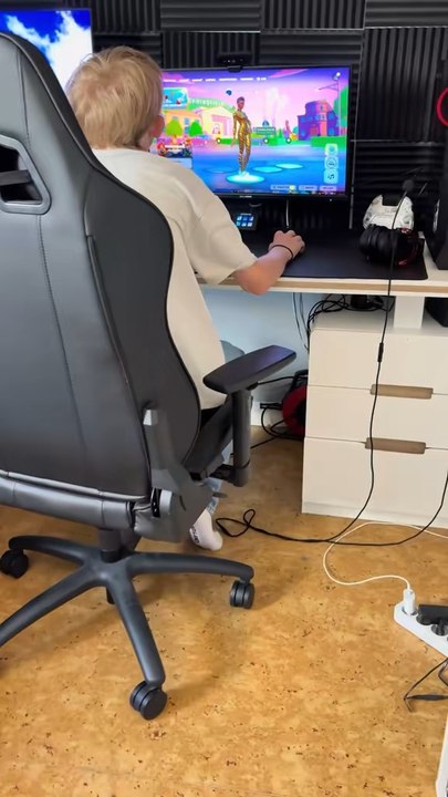 Il est jamais content