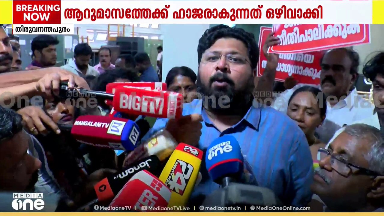 'സുധീഷ് കുമാർ കോൺ​ഗ്രസല്ല...അദ്ദേഹം സംഘികളുടെ സഹായം വാങ്ങിച്ചയാളാണ്...'