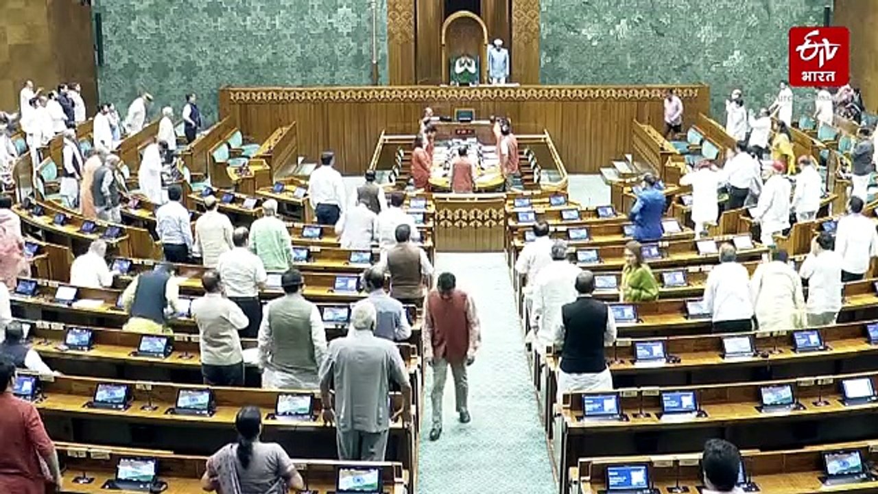 एक साल के भीतर जन्म-मृत्यु का रजिस्ट्रेशन कराना...
