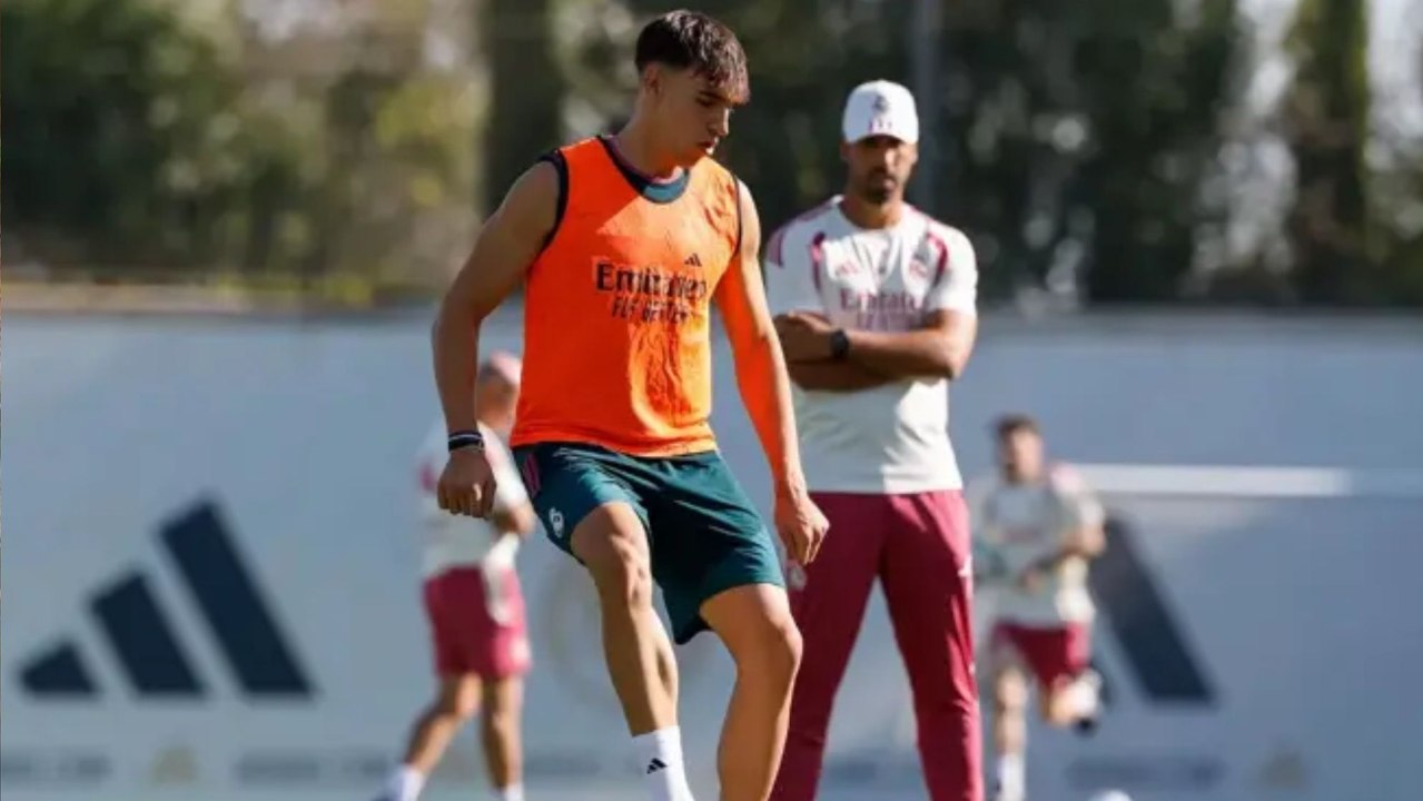 Carlos Espí ya se entrena en Valdebebas a las órdenes de Mourinho