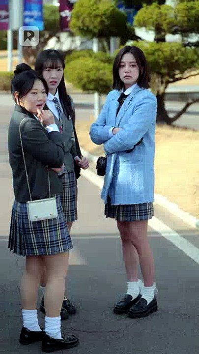 Fake Queen Bee, I'm the true Heiress! Engsub