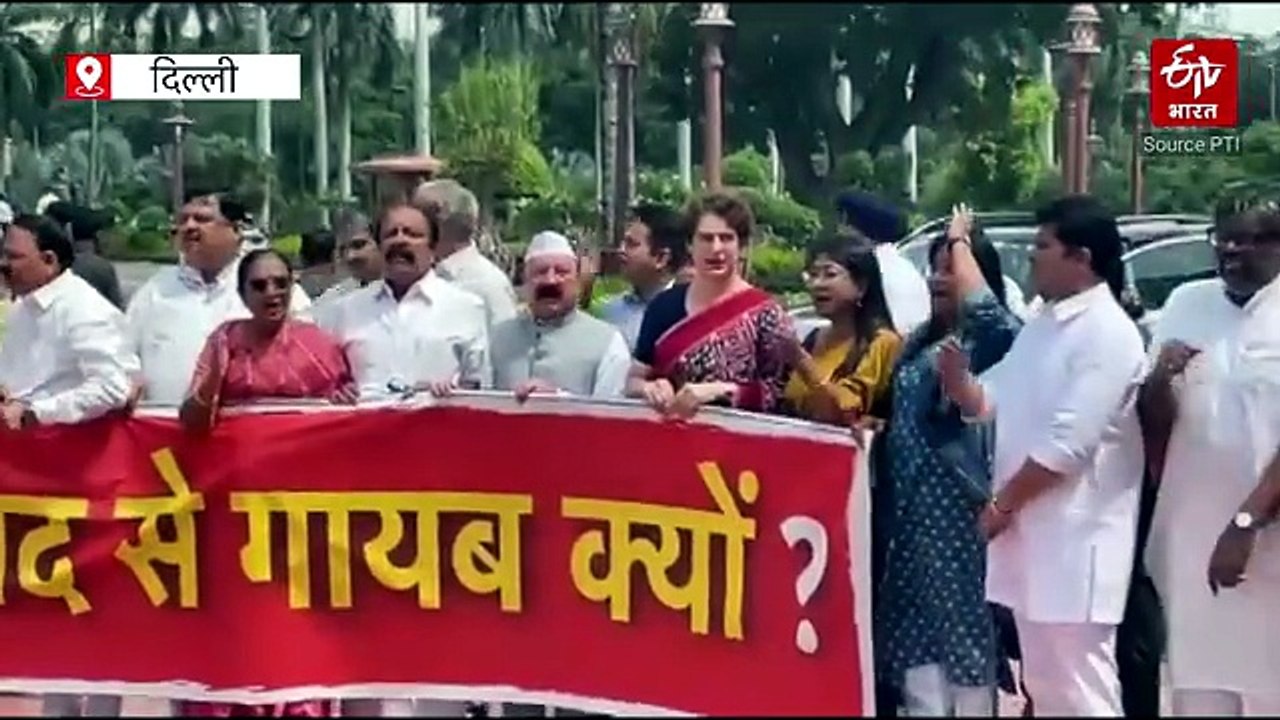 चंदा चोरी पर संसद परिसर में पप्पू यादव का ड्रामा, राहुल गांधी ने दान में दिए पैसे