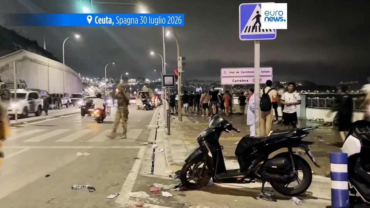 Crisi migranti a Ceuta, Sánchez: "È una violazione dell'integrità territoriale"