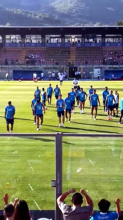 McTominay, accoglienza da brividi dei tifosi: scambio di battute con Di Lorenzo VIDEO