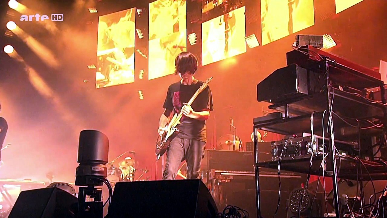 Identikit - Radiohead (live)