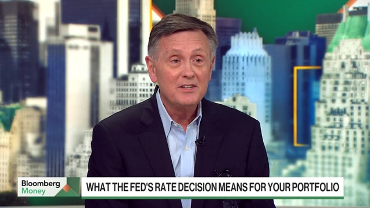 Fed Needs Clear Inflation Target and Messaging, Clarida Says