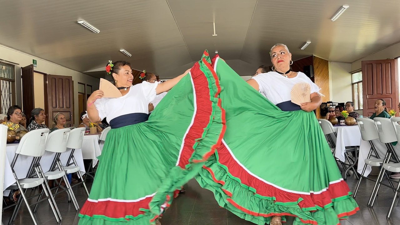 mqn-la-nicoyana-que-encontro-en-el-baile-un-pedacito-de-guanacaste-en-desamparados-310726