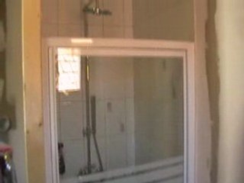 MOV002