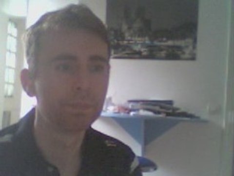 Wiwi égratigne Toi c'est moi