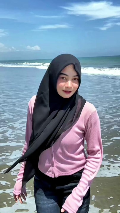 Suasana di pantai yang ada di acehh