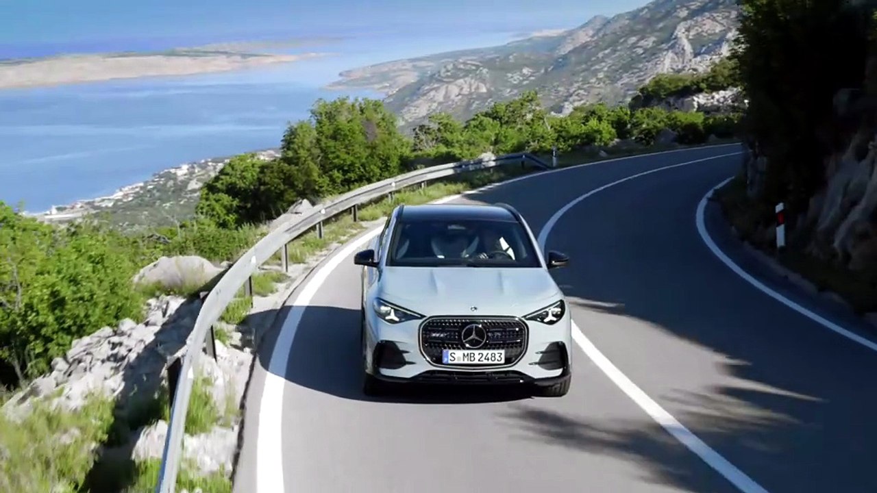 Le SUV compact Mercedes-Benz GLA hybride peut fonctionner uniquement à l'électricité