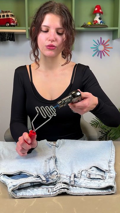 Creative denim hack you need 👖💡