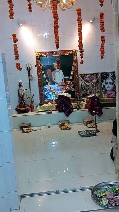 🙏 বাবা লোকনাথ, যার মহিমার শেষ নেই!  Jai Baba Lokenath ❤️✨