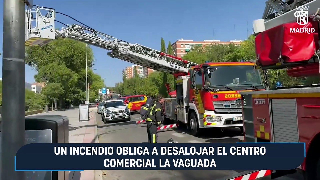 Un incendio obliga a desalojar el centro comercial La Vaguada