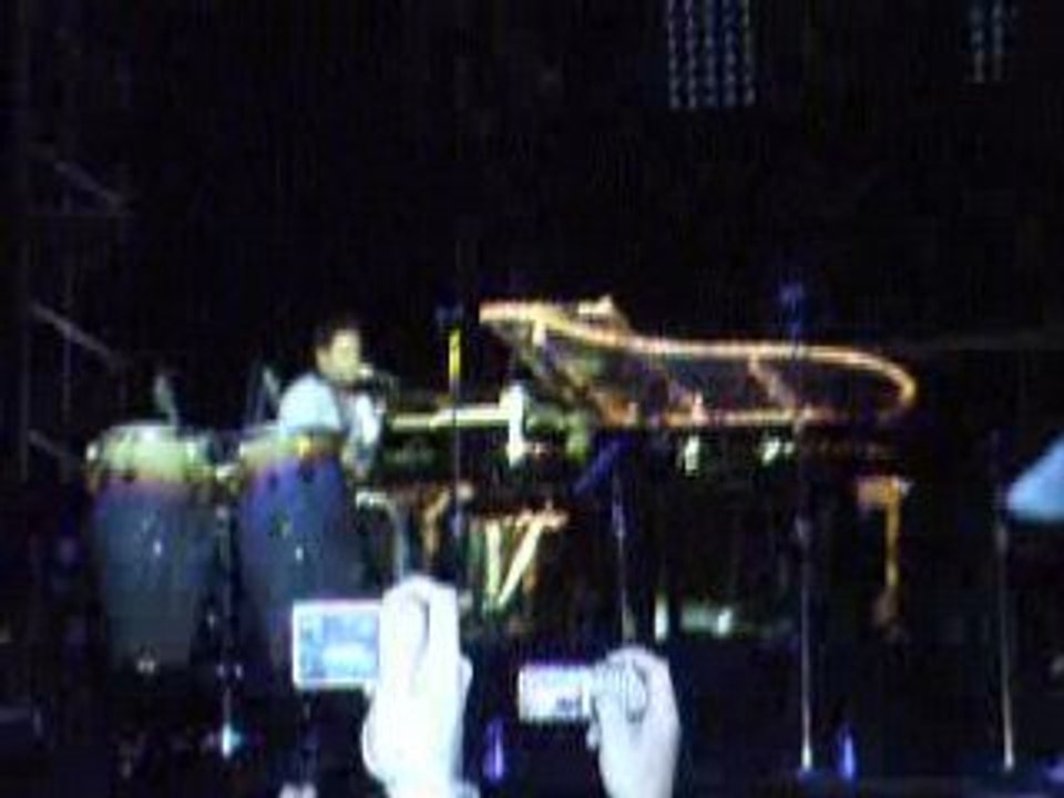 Lenny Kravitz Arènes de Nîmes 09 07 08 I'll be waiting