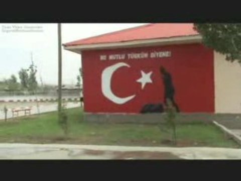 75.Yıl Kırköy Sehit Er Zekeriya Yatı Yibo/ MUS